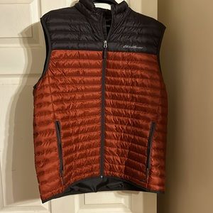 Eddie Bauer large vest